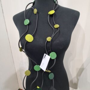 R286 Collana Ricciola sil nero resine toni verde