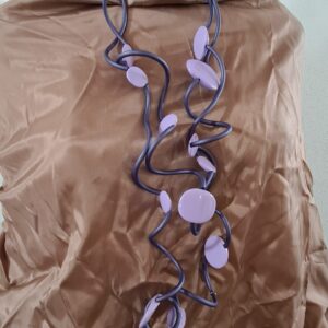 RM5 Ricciola Monocromo PVC e resine lilla