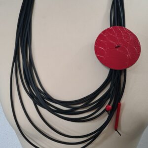 M5 Moon PVC nero ecopelle rosso