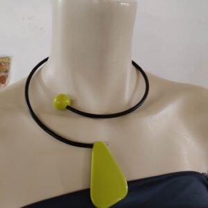 LT8 Girocollo Light PVC nero Resine verde acido