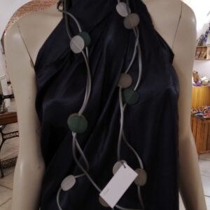 R240 Collana Ricciola sil grigio metallo resine miste verdone bianco e grigio satinato