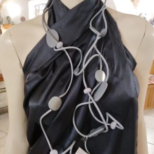 R276 Collana Ricciola sil grigio resine miste toni di grigio