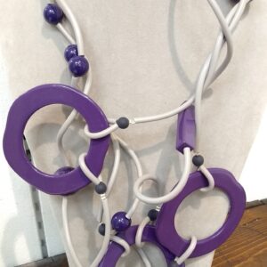 R123 Ricciola Silicone Grigio Perla Cerchi e Resine Viola